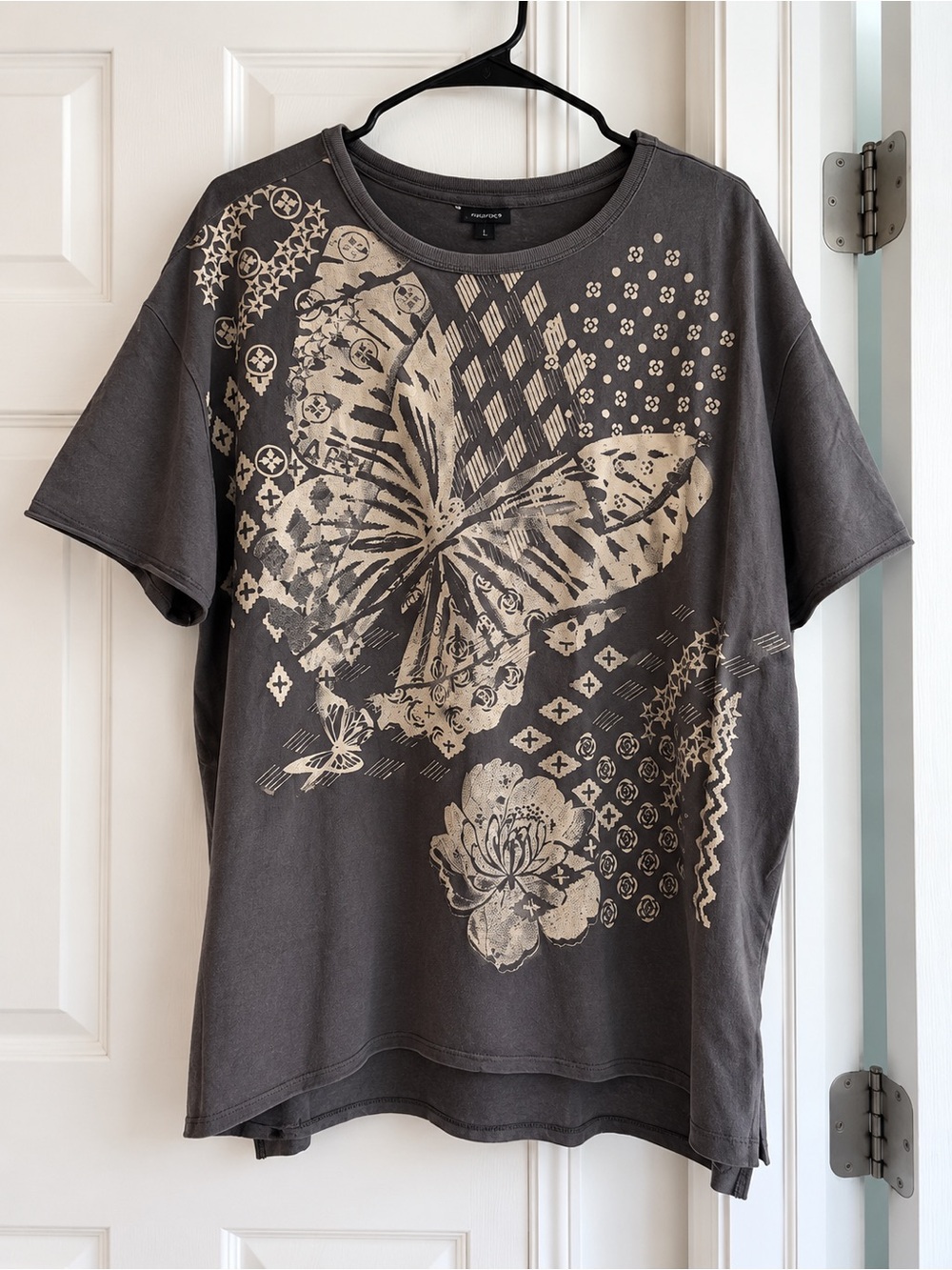 torrid Charcoal Tee with Cream Butterfly Print
